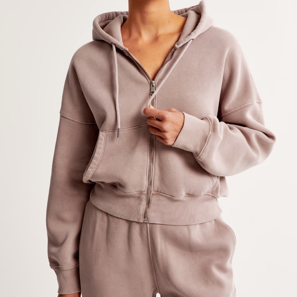 Abercrombie & Fitch Essential Zip Up Hoodie